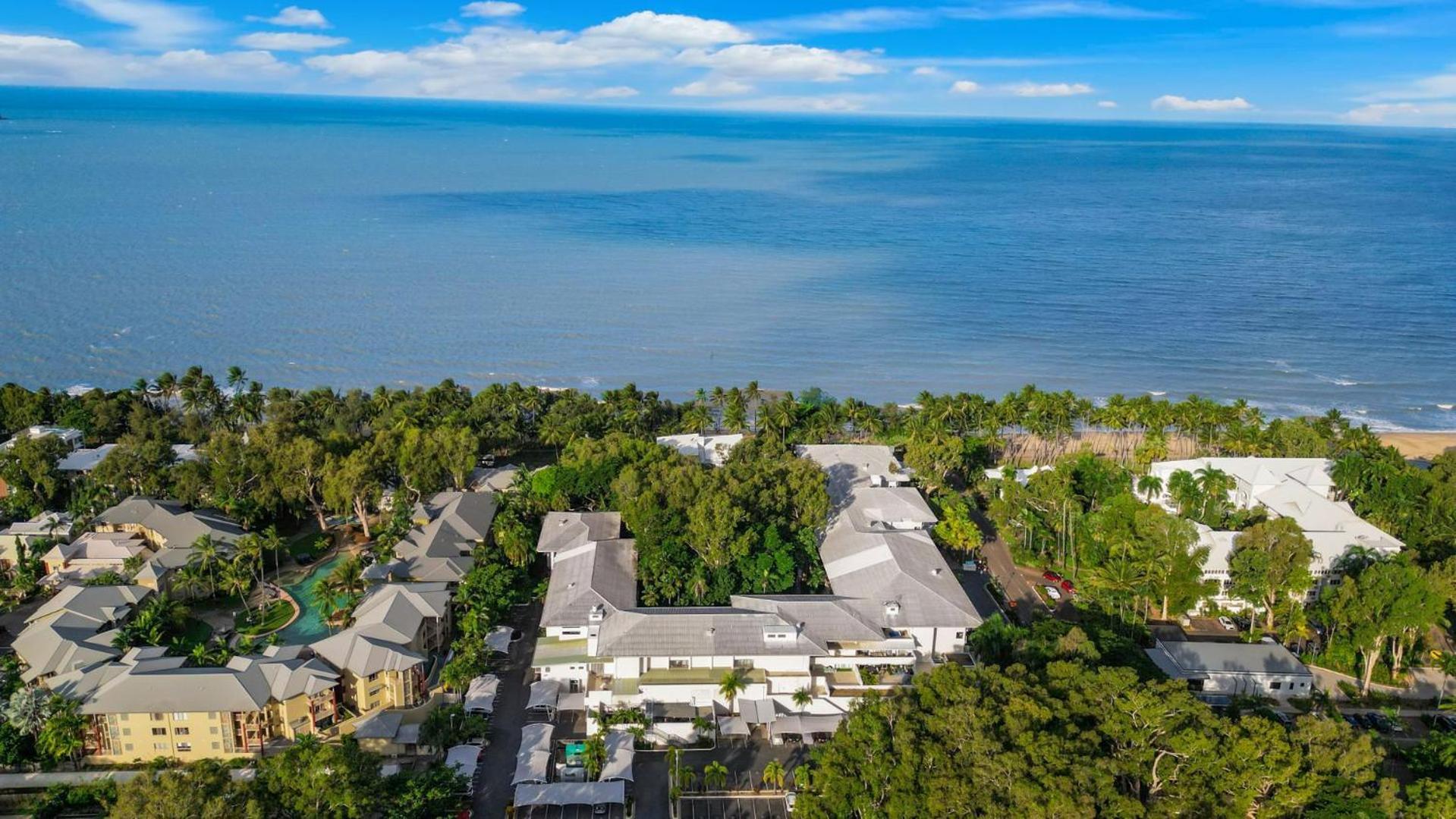Belle Escapes Drift Beachfront 2205 Apartment Palm Cove