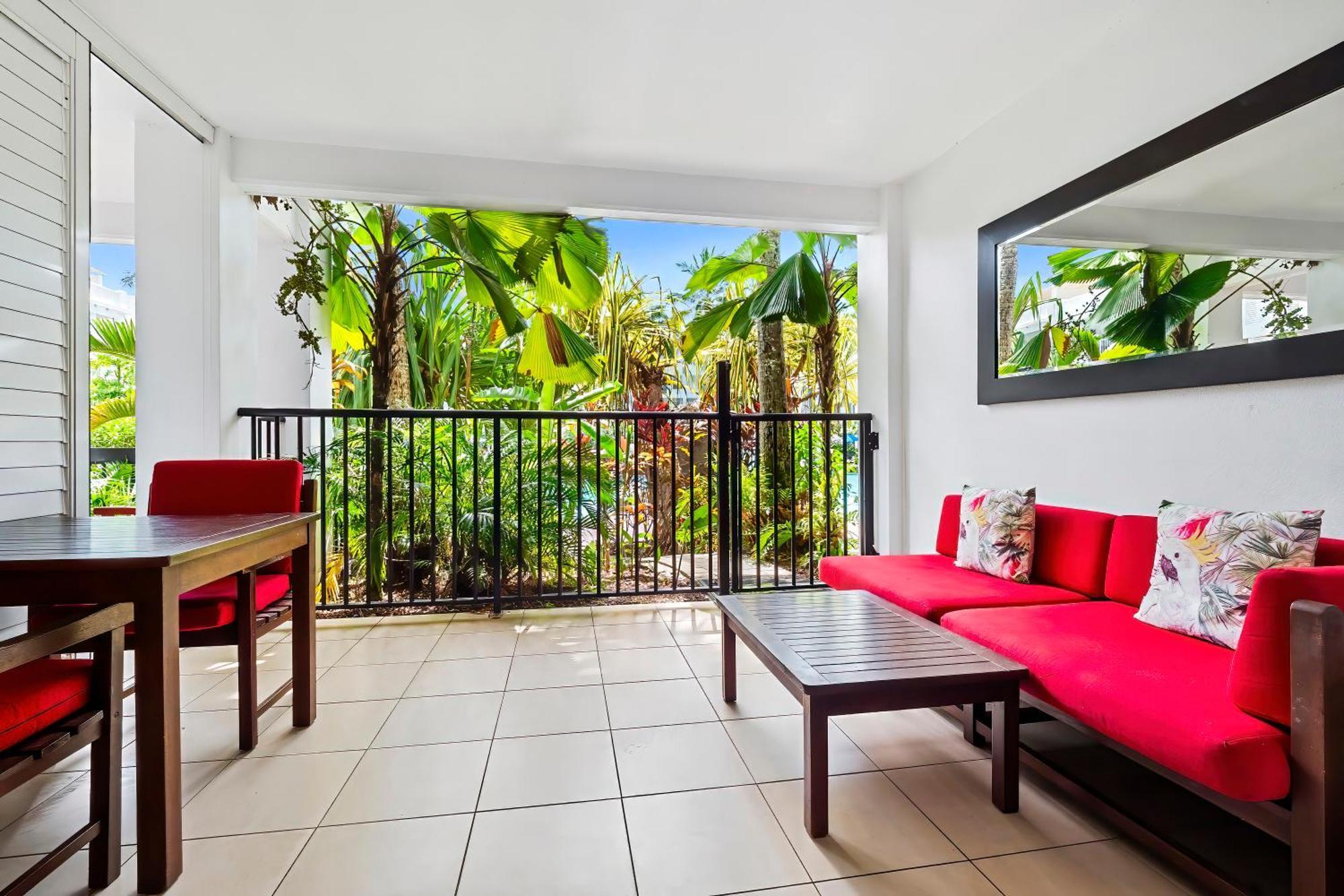 Club Private Apartment Palm Cove