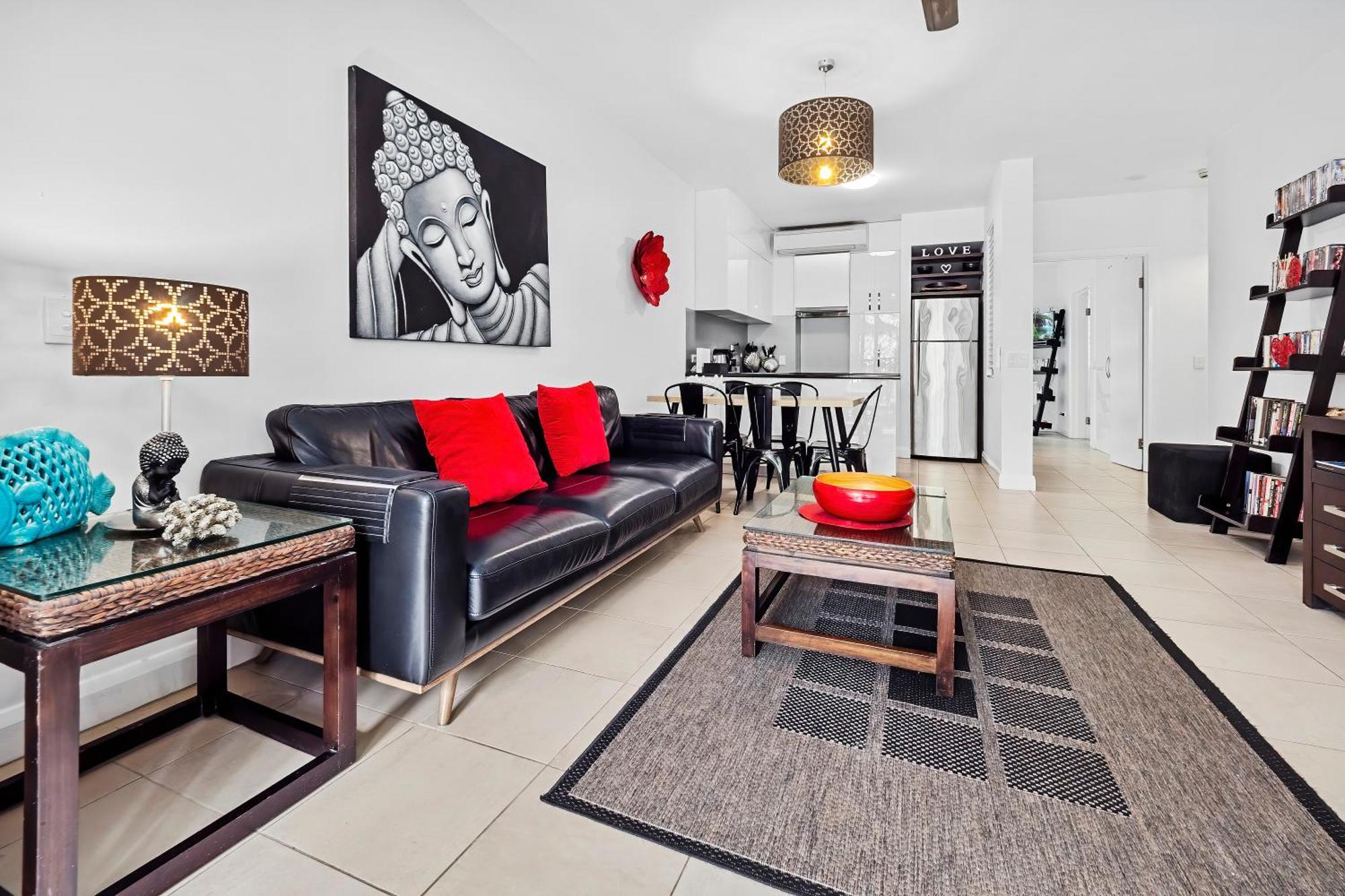 Apartment Club Private Palm Cove