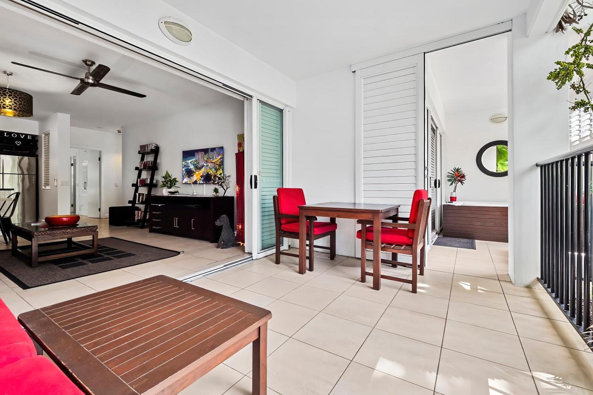 Club Private Palm Cove
