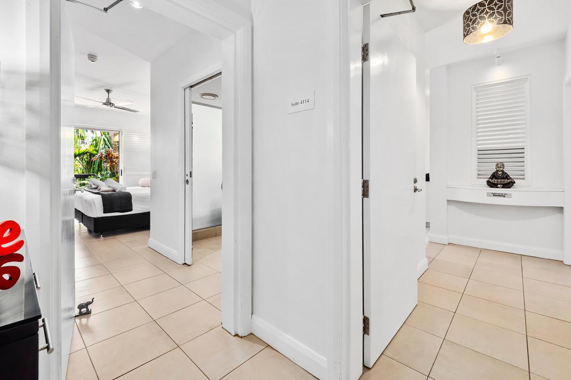 Club Private Apartment