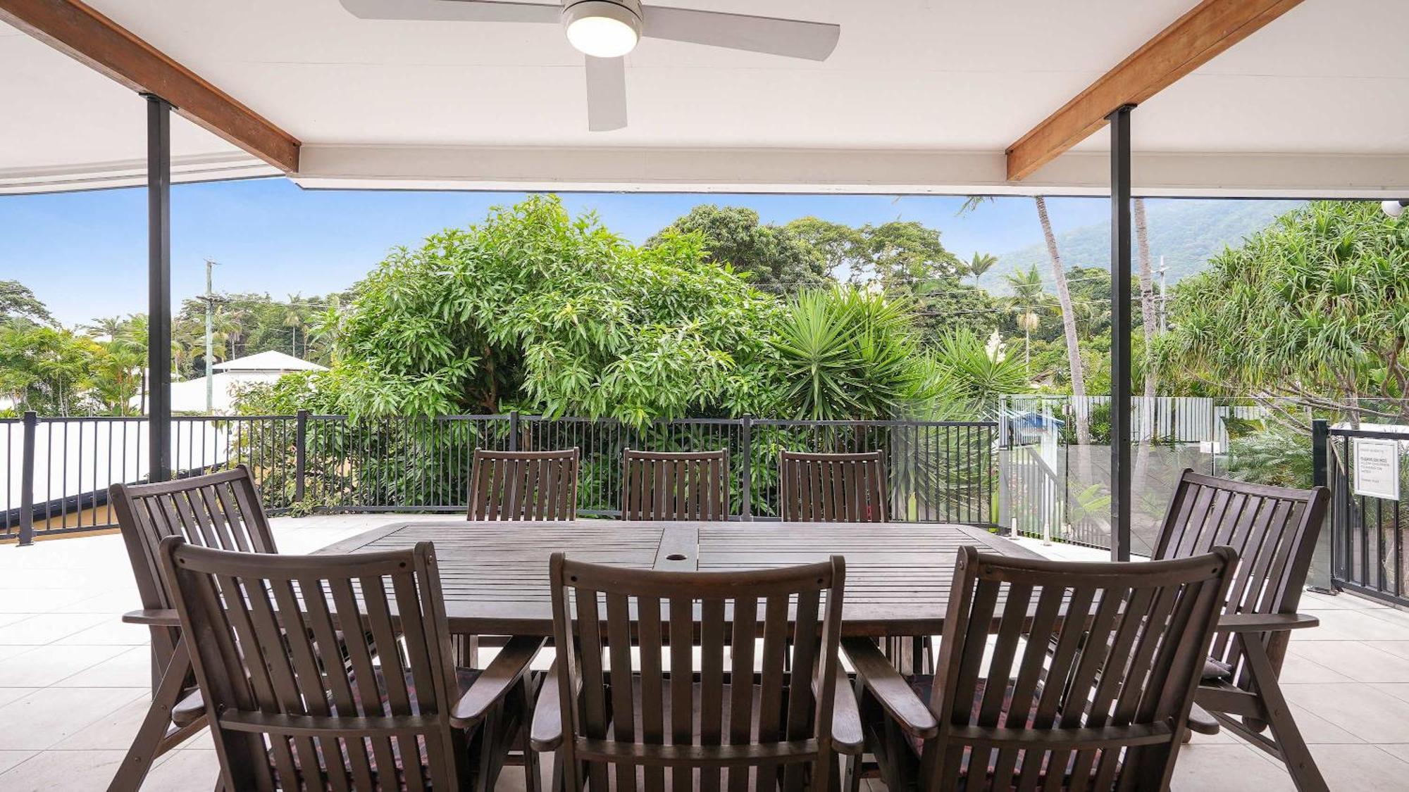 Tropical Grove Holiday home *