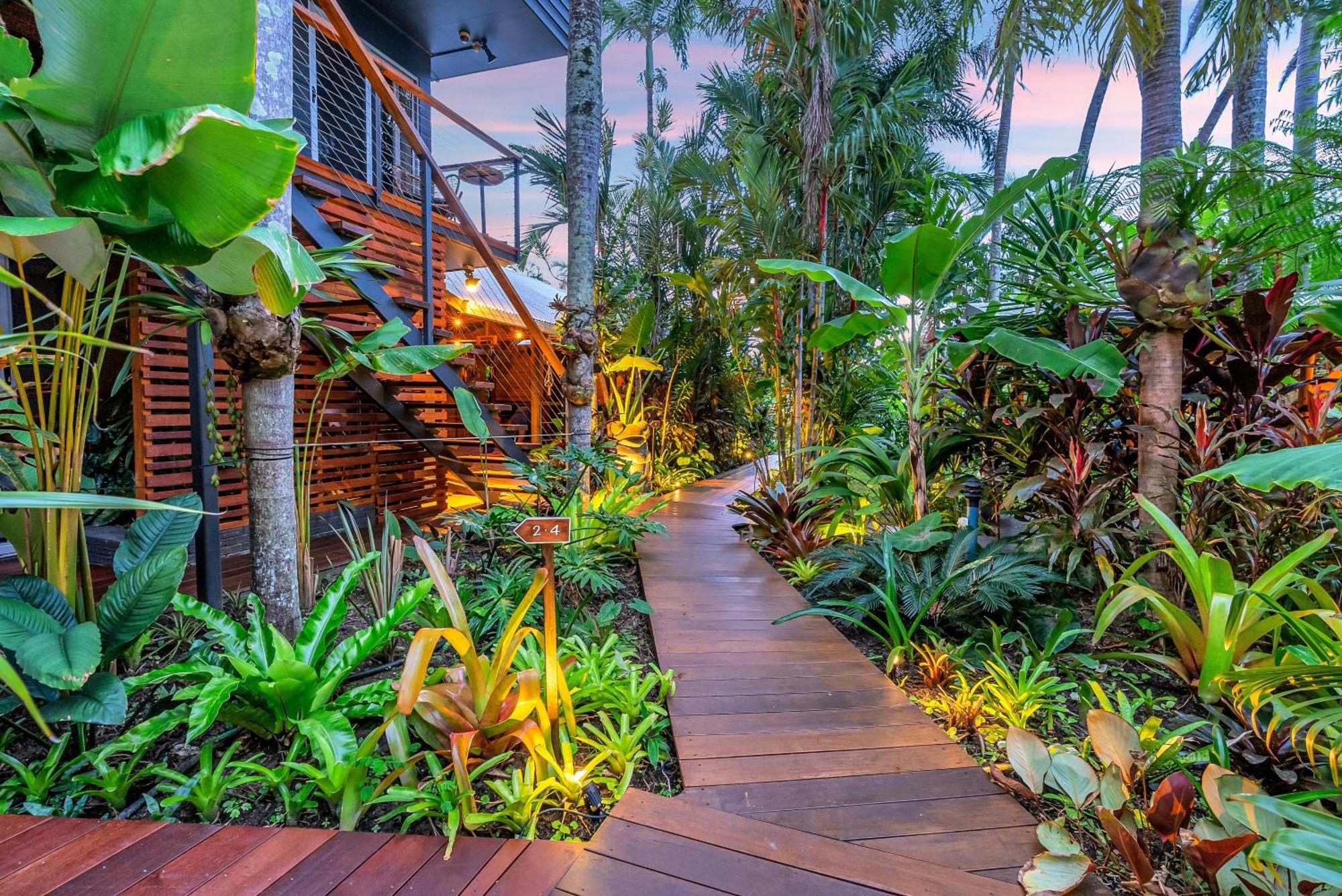 The Palms At 3*