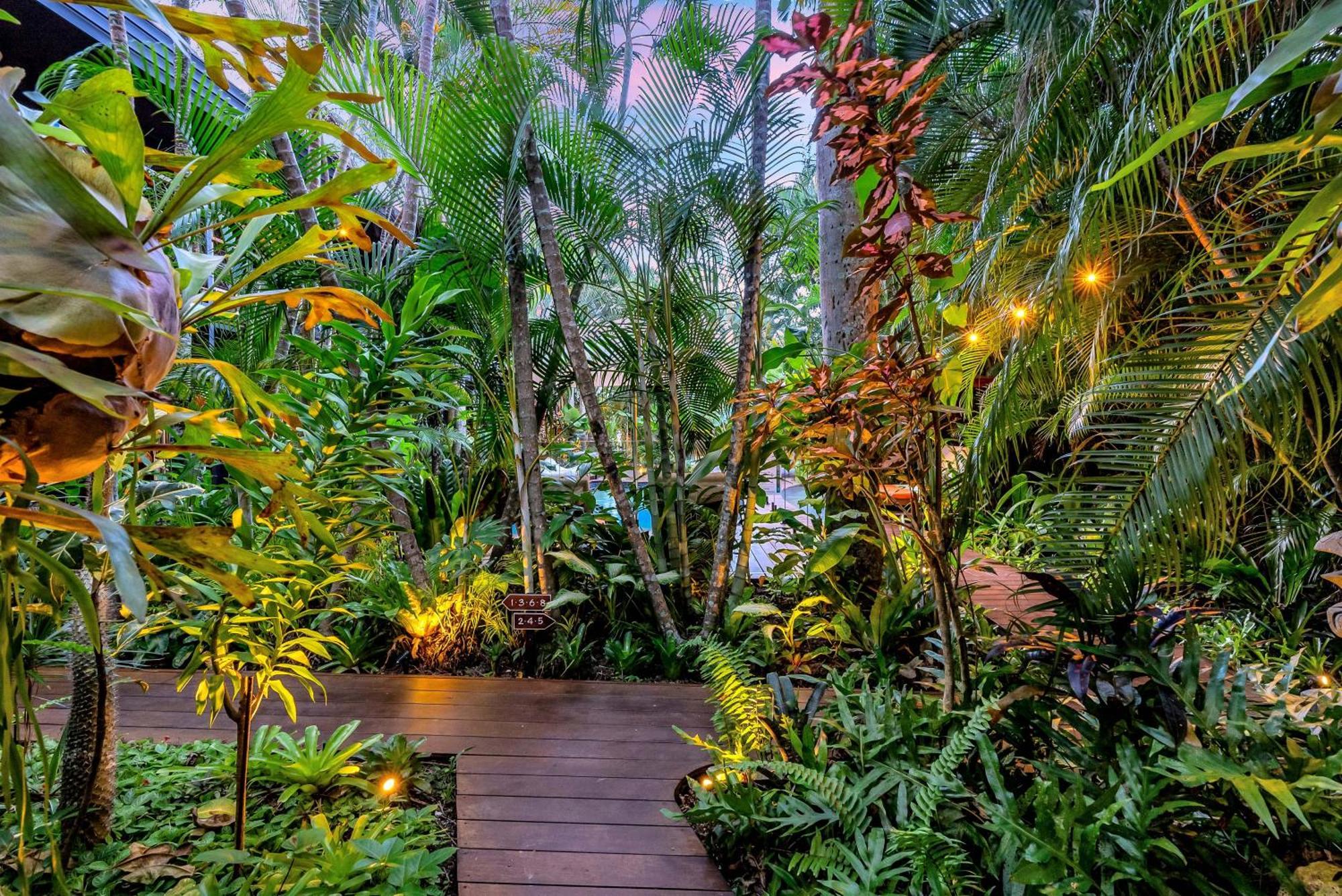 Aparthotel The Palms At