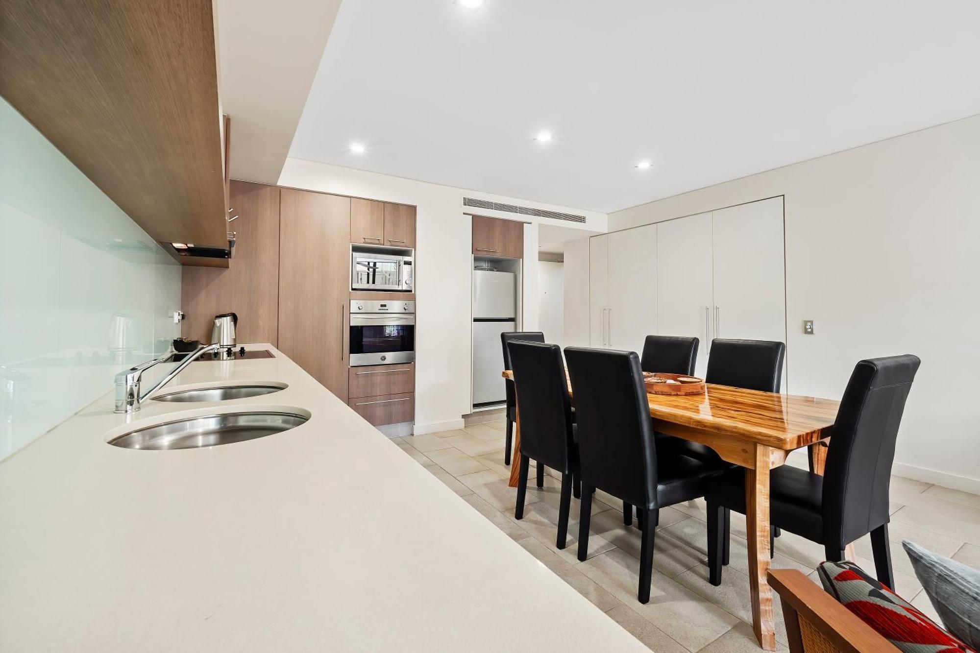 Private In The Temple Beachfront