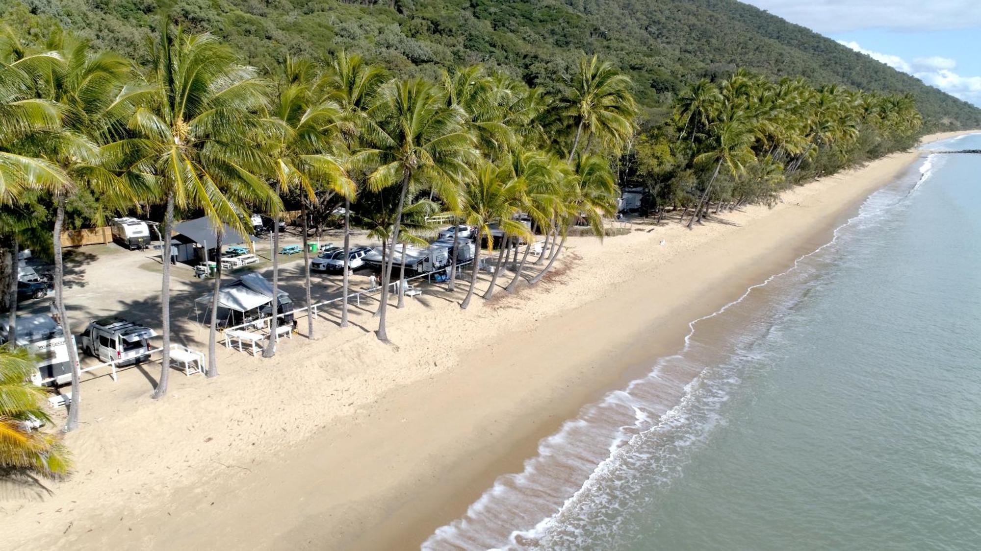 Ellis Oceanfront Palm Cove
