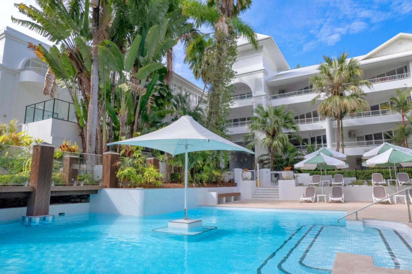 Alamanda 43 Beachfront Palm Cove