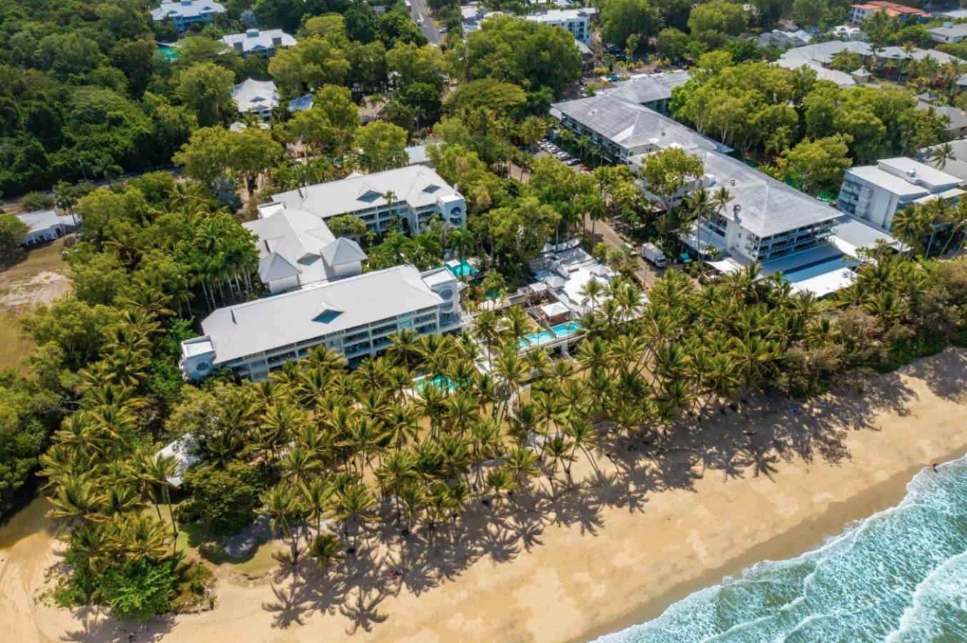 Alamanda 43 Beachfront Apartment Palm Cove