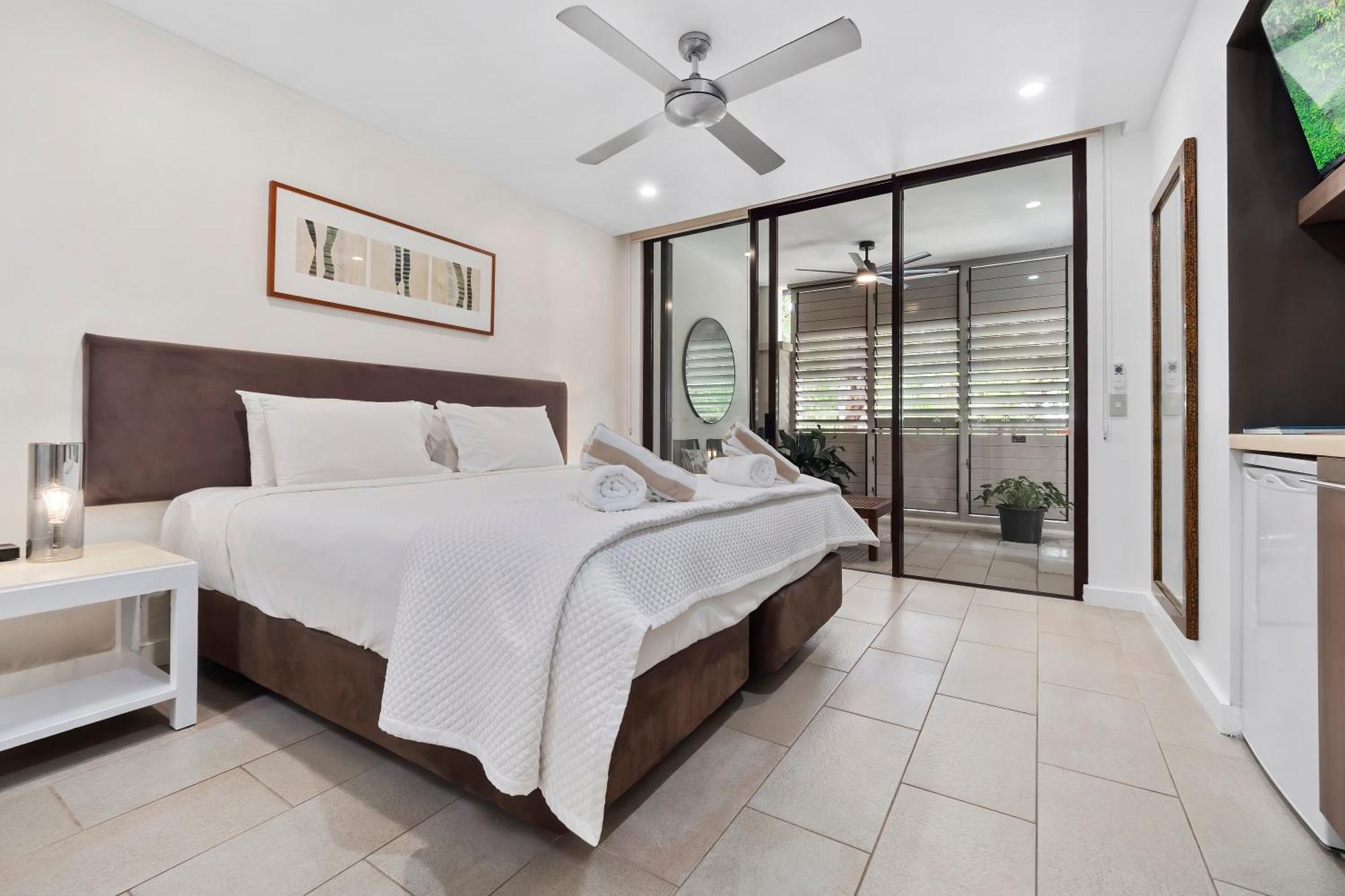 Temple 2 Bedroom Penthouse Apartment Palm Cove