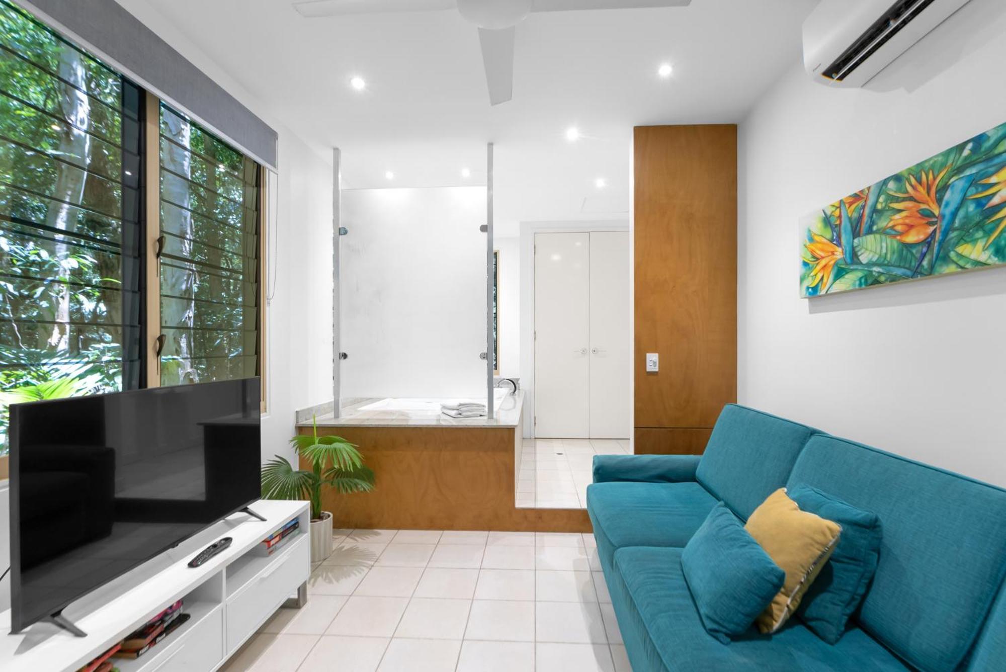 Sanctuary Aparthotel 5*