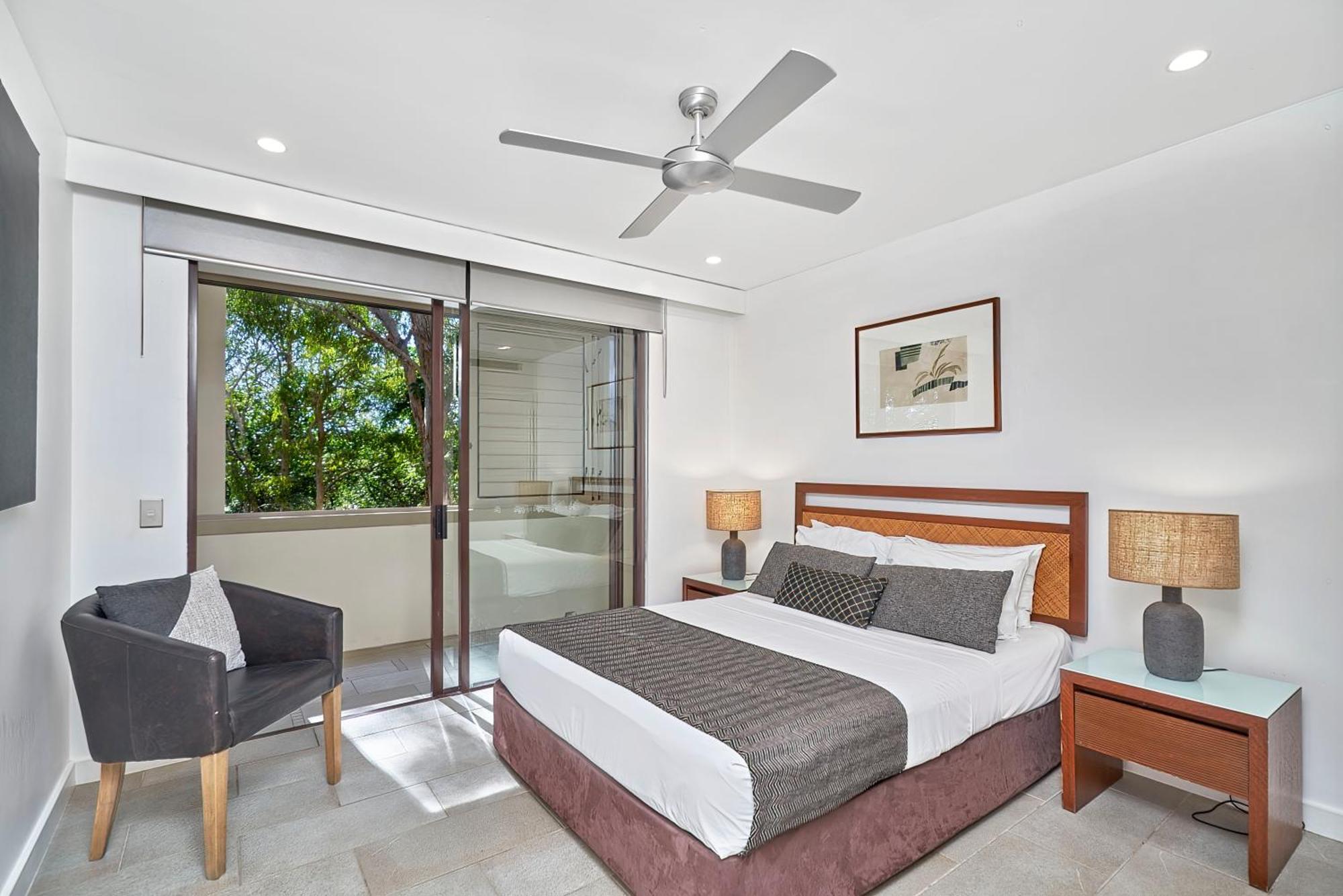 Apartment Private In The Temple Beachfront Palm Cove