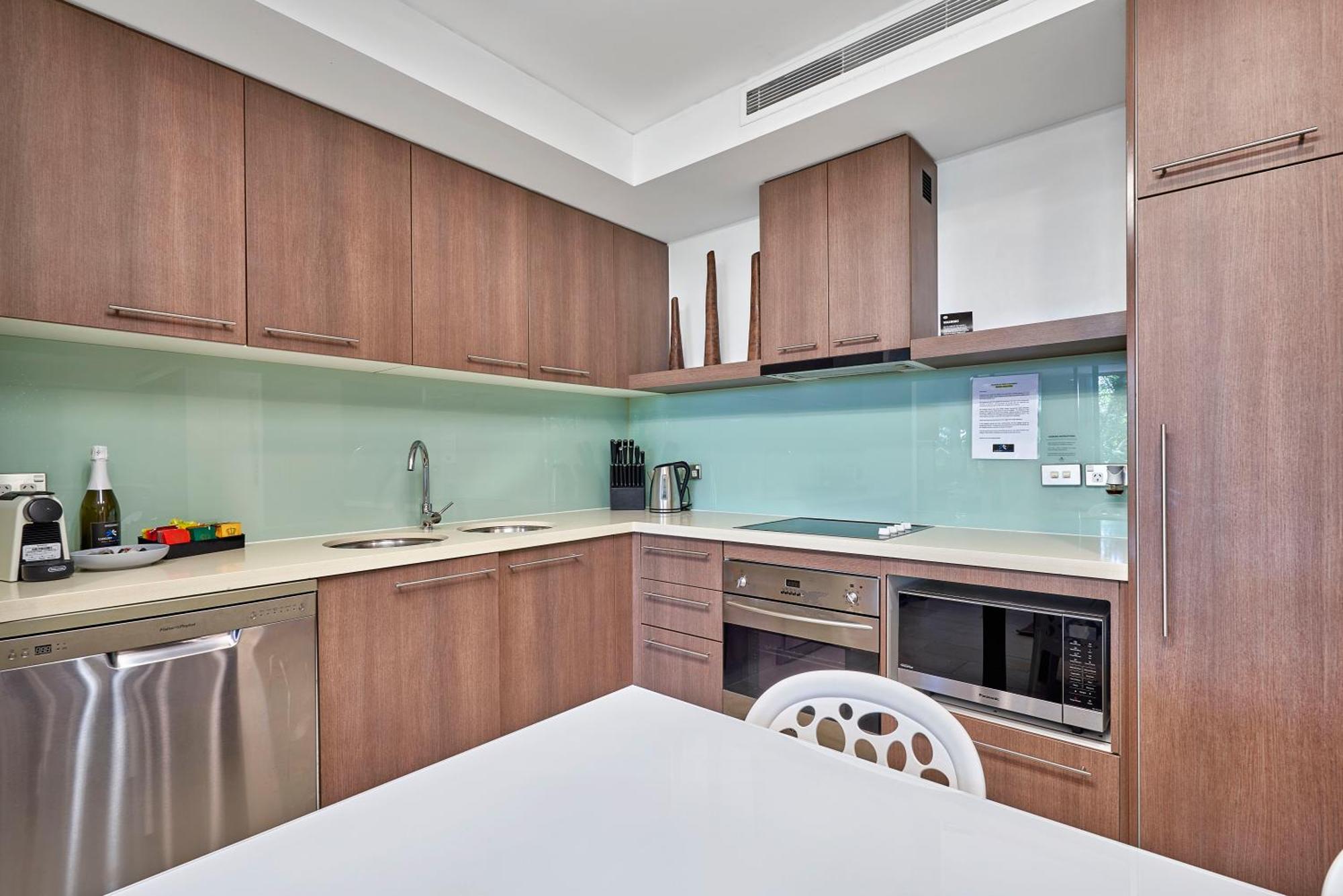 Private In The Temple Beachfront Apartment