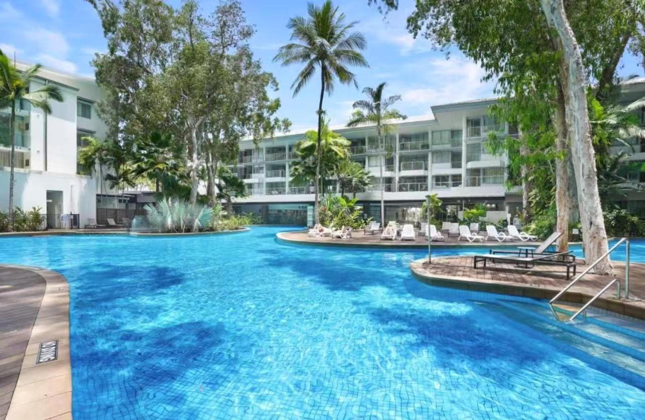 Apartment Beachside - Pool And Garden Views *