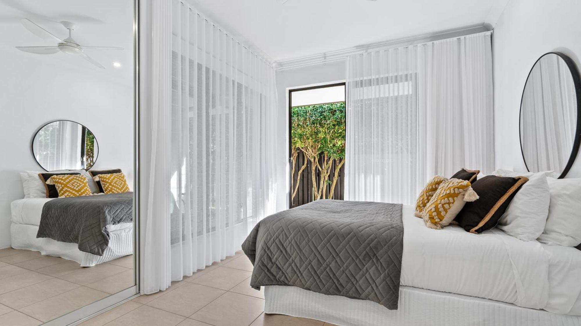 Pura - Tropical Luxury Living *