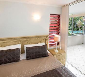 Oasis At Aparthotel Palm Cove