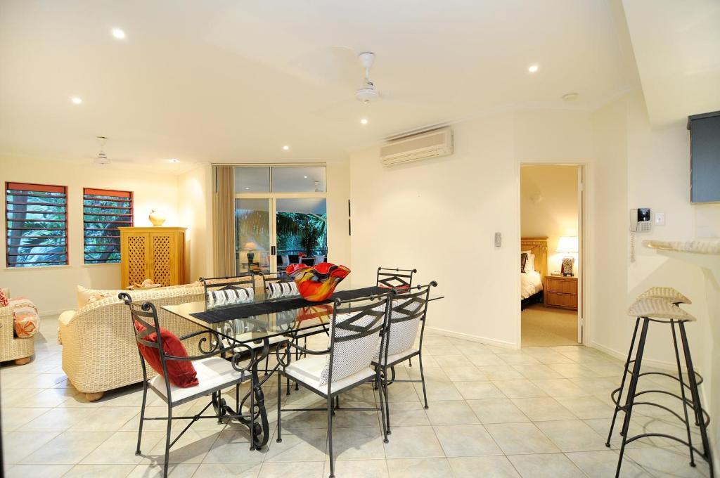 Aparthotel Oasis At