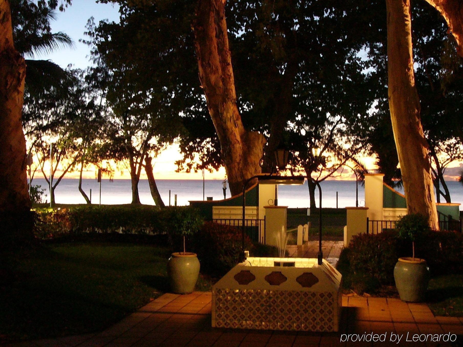 Aparthotel Beachview At Paradiso
