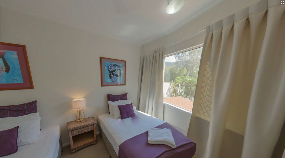 Aparthotel Marlin Waters Beachfront