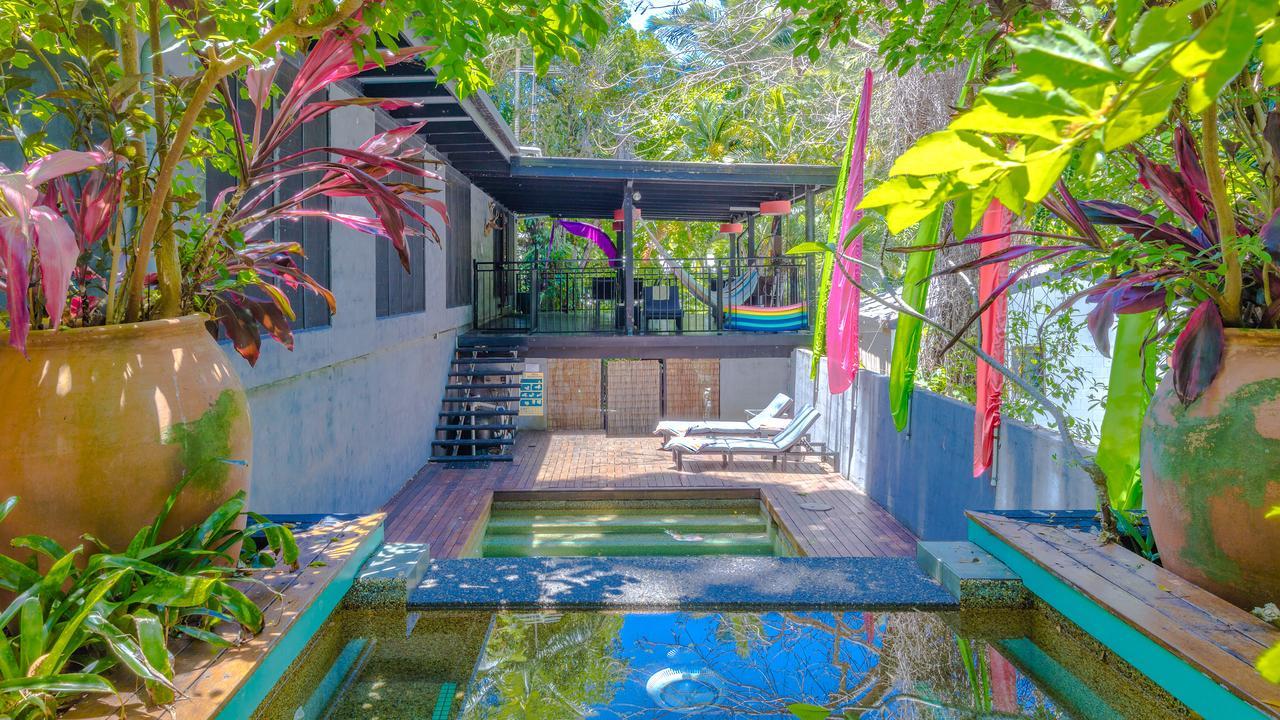 Celadon House * Palm Cove