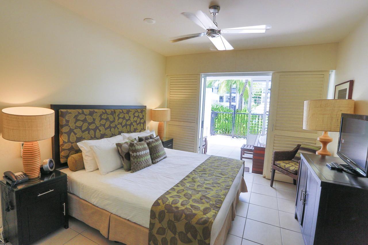 The Club Premium Private 5* Palm Cove