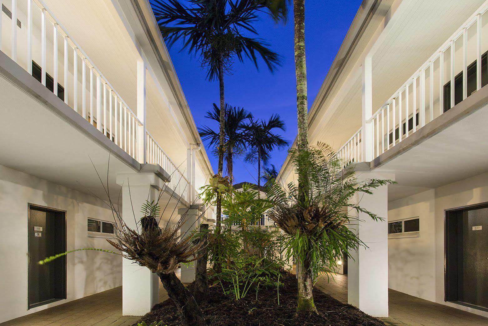 Resort Grand Chancellor Palm Cove