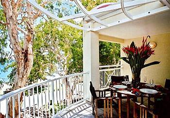 Coral Horizons - Beachfront Aparthotel 3*