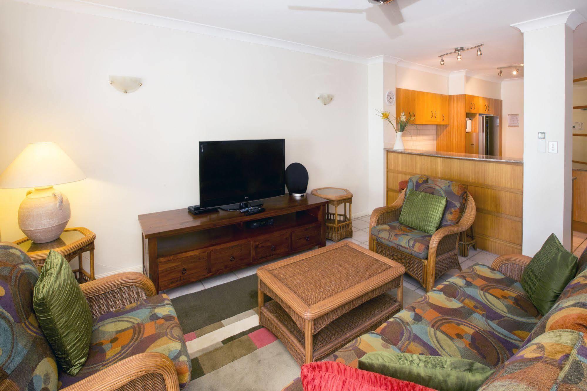 Aparthotel Coral Horizons - Beachfront