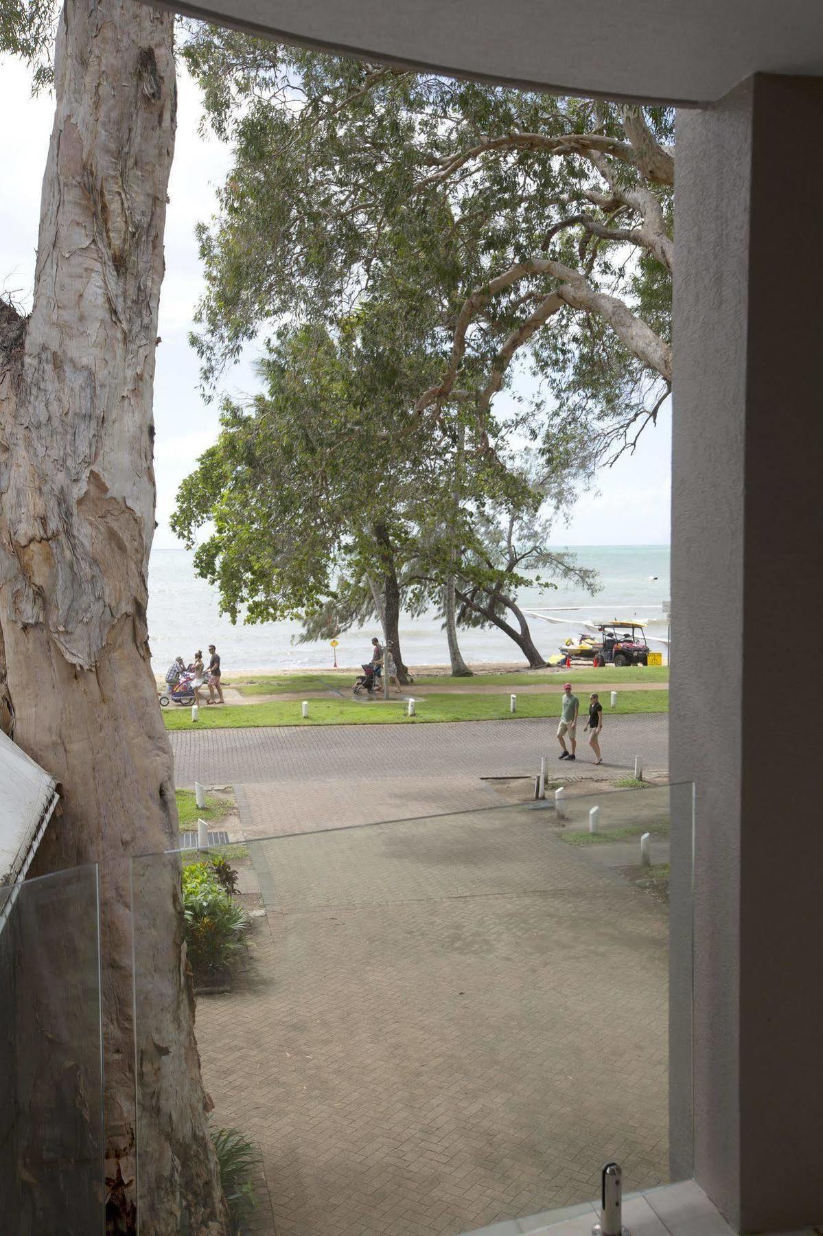 Coral Horizons - Beachfront Aparthotel Palm Cove