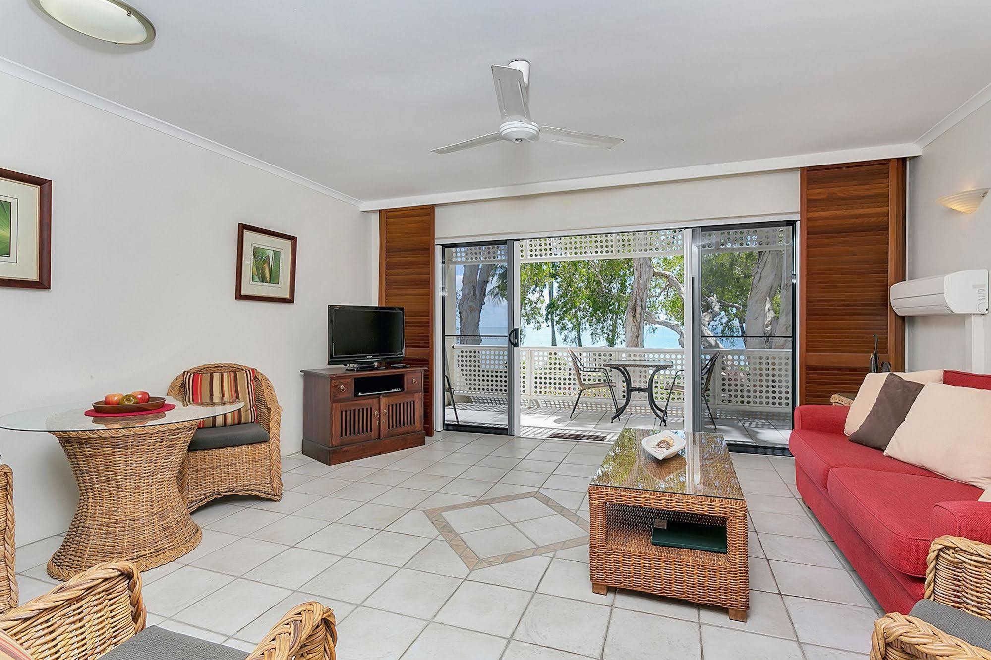 On Beachfront Palm Cove