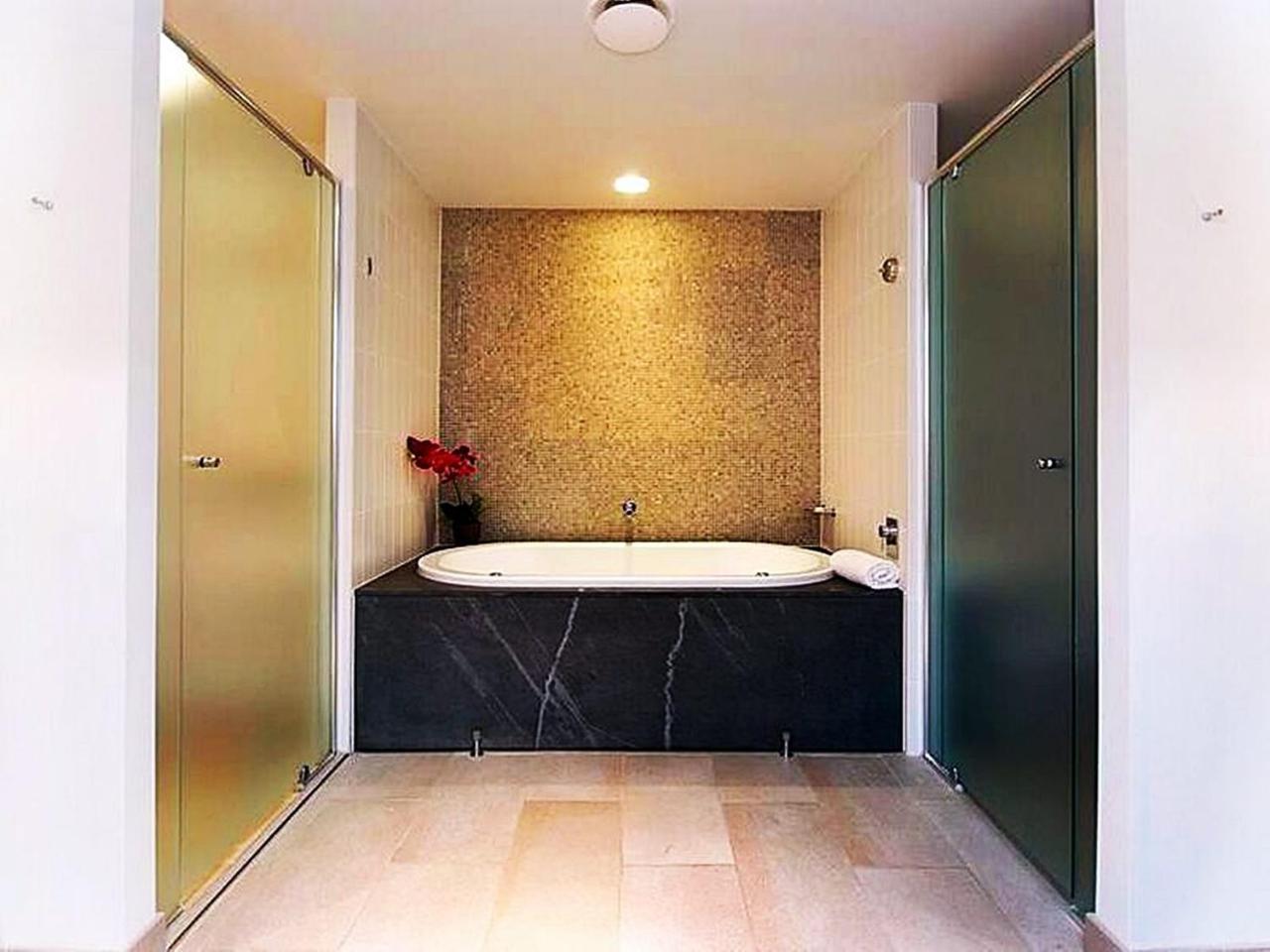 Apartment Temple 121 Modern Spacious 2 Brm 2 Bth With Courtyard *