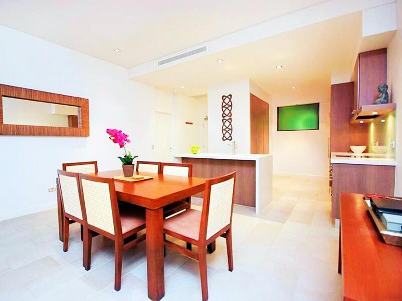 Temple 121 Modern Spacious 2 Brm 2 Bth With Courtyard Apartment *