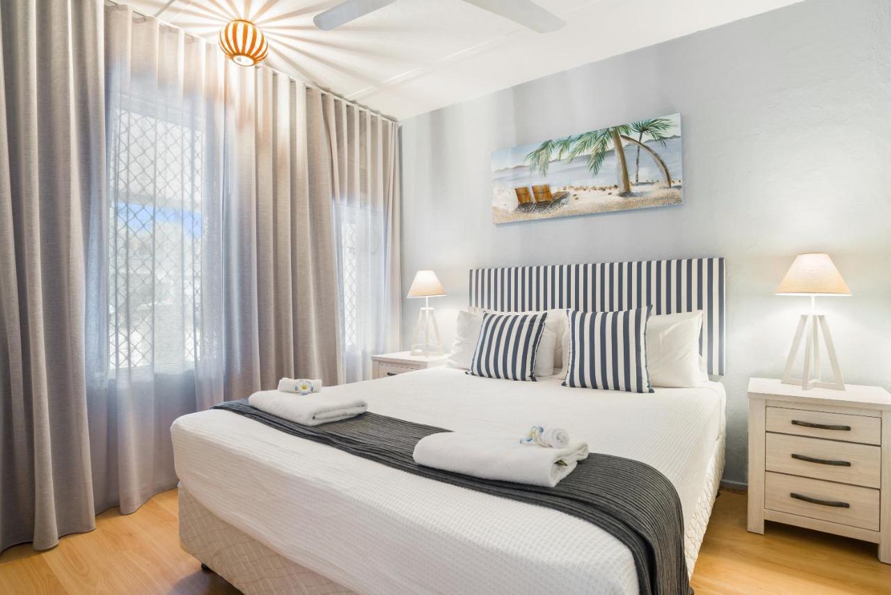 Tropical Unit With Private Fenced Garden Close To The 4 Apartment Palm Cove