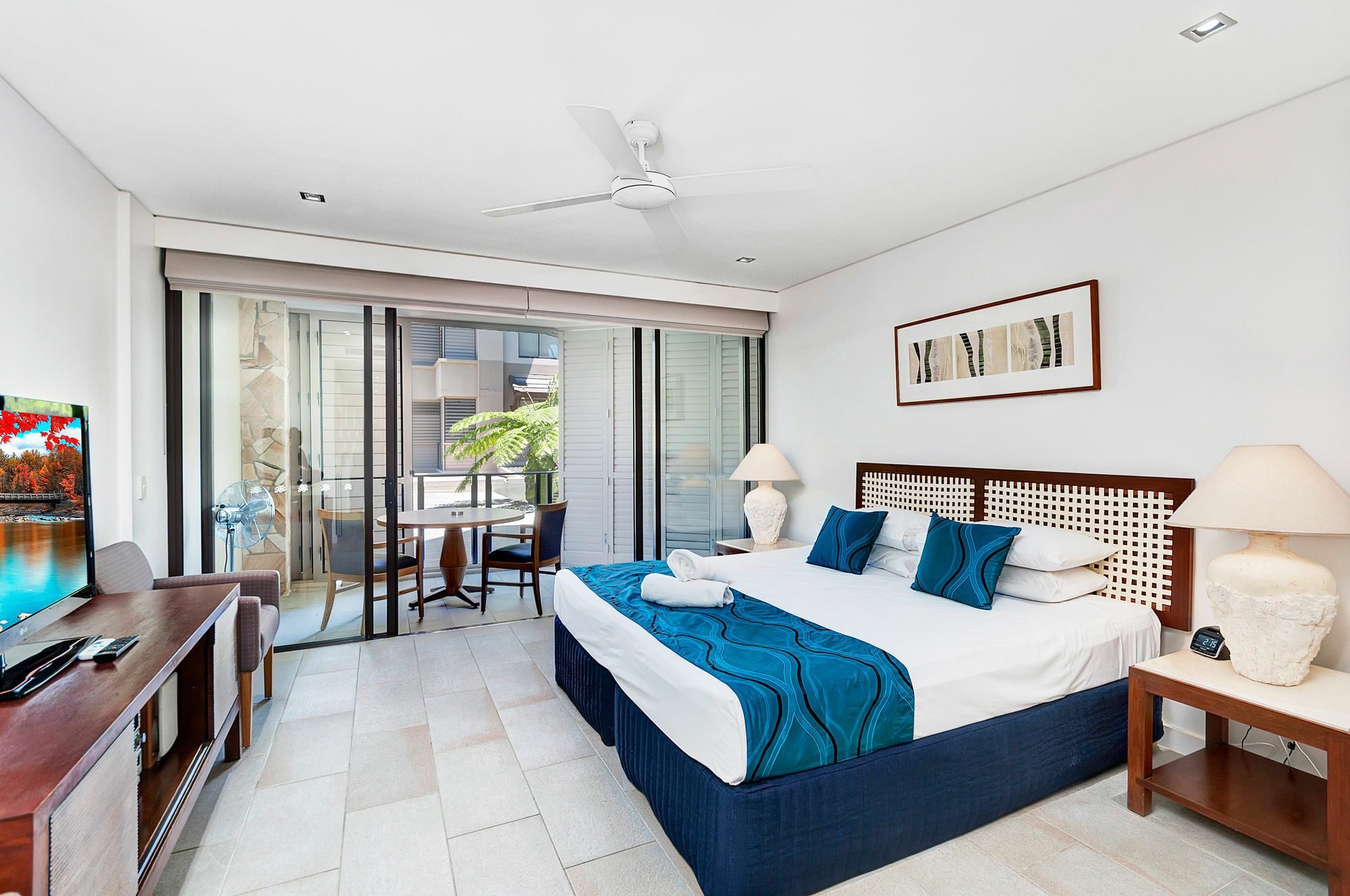 Elysium Aparthotel