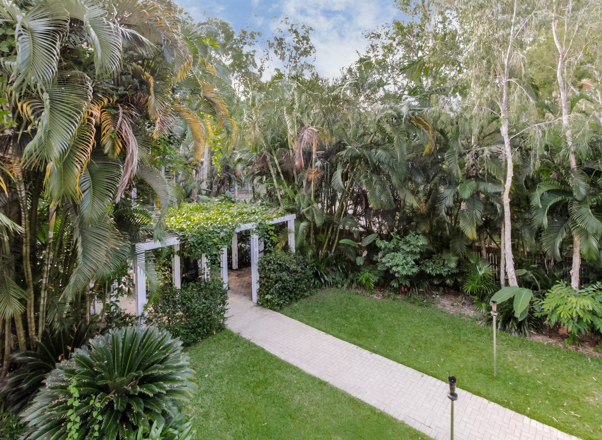 The Club Premium Private Palm Cove