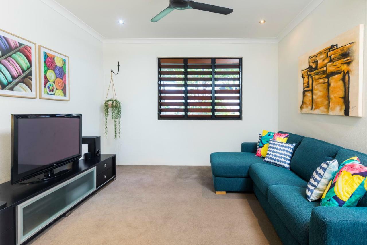 Holiday home Trito - Luxury Holiday House Palm Cove
