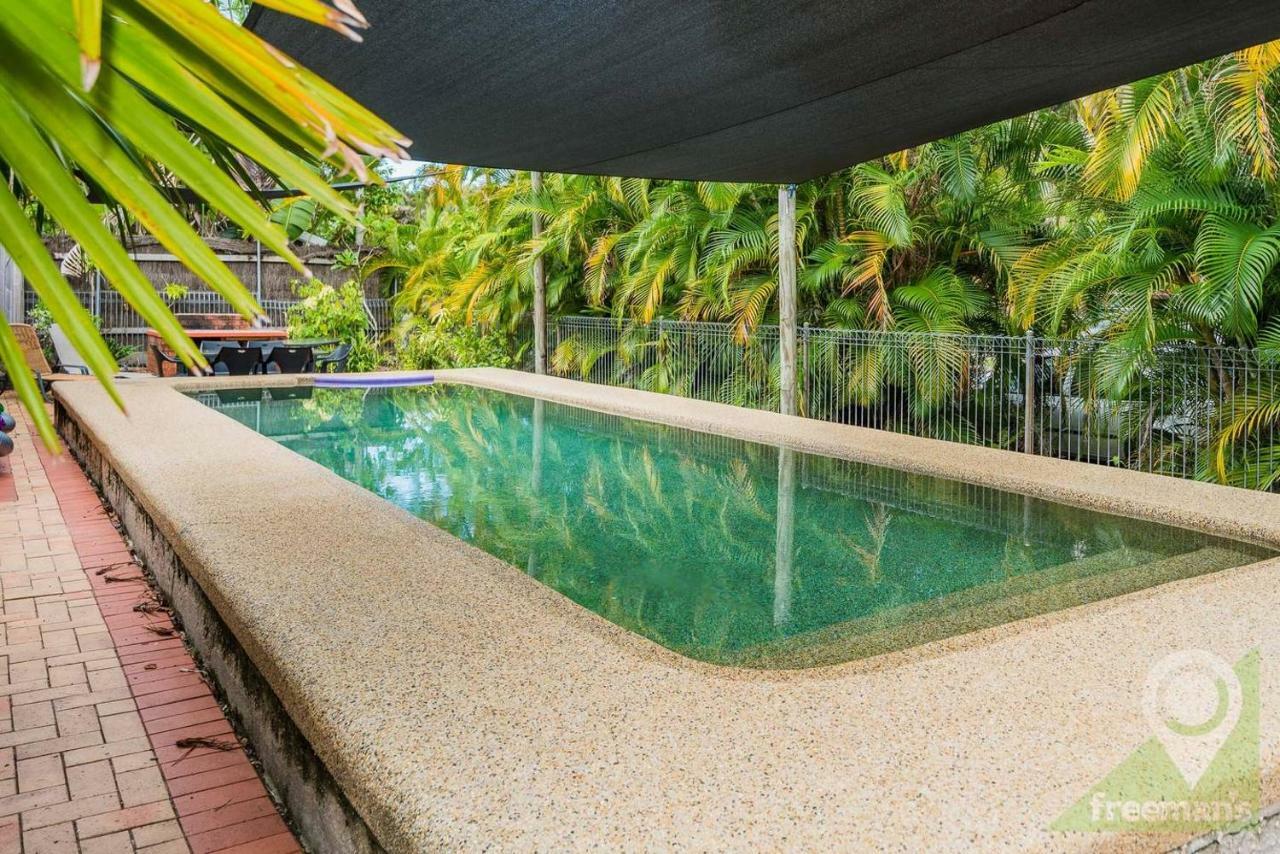 A Cozy Unit 3 With A Private Garden * Palm Cove
