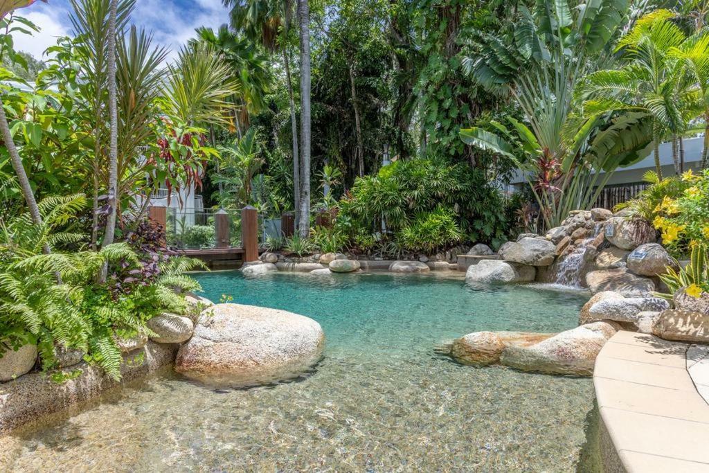 Resort Alamanda Private