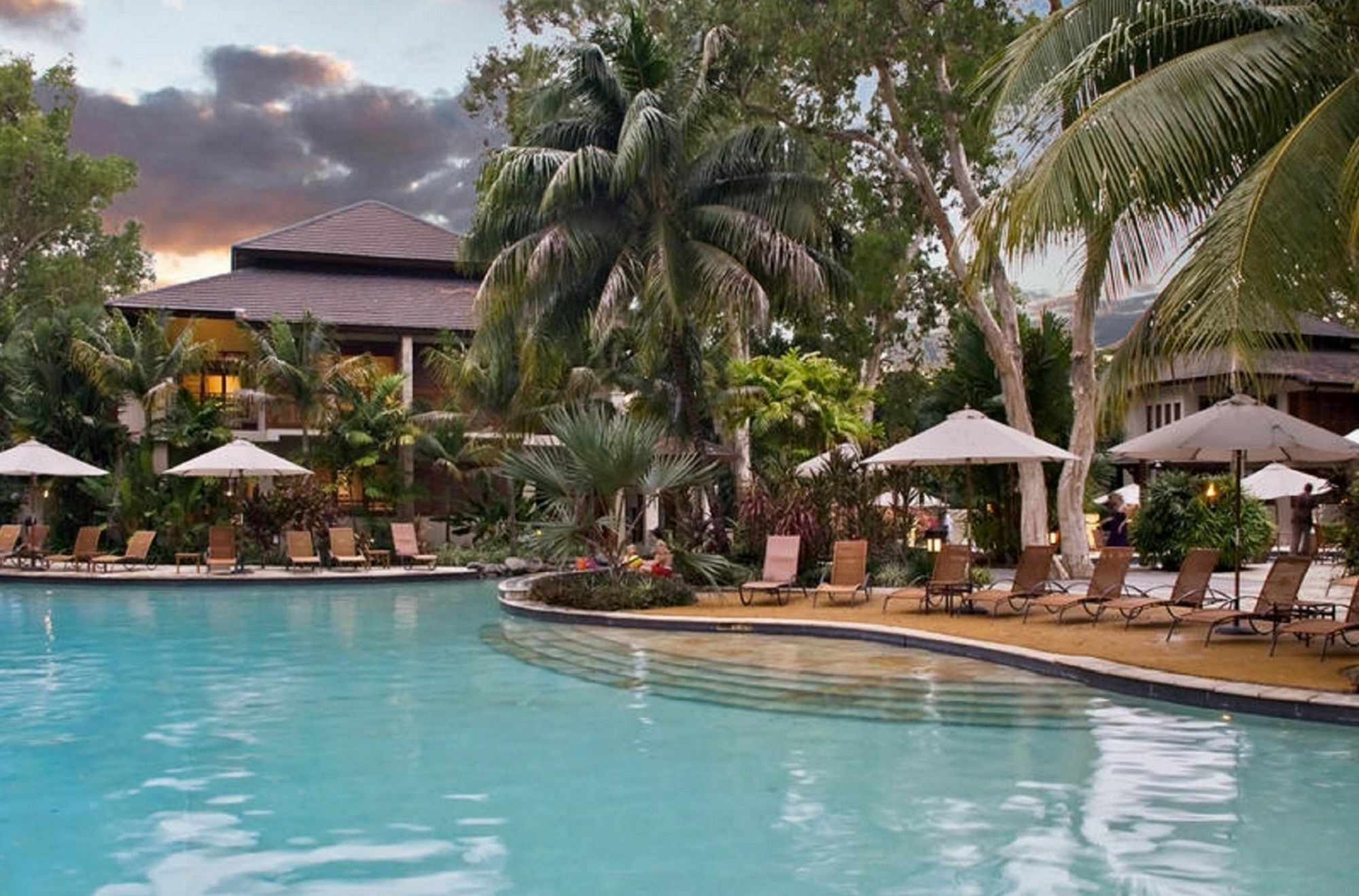 Sea Temple 2 Bedroom Luxury Palm Cove
