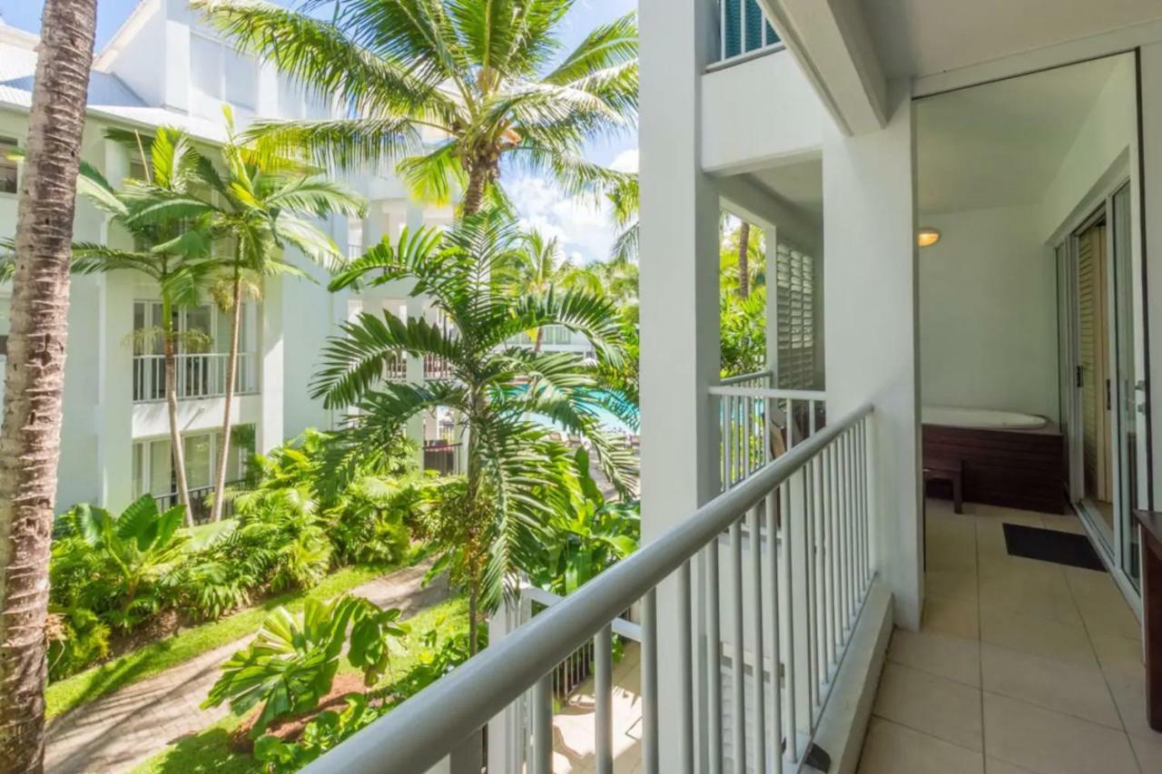 The Club Premium Private Palm Cove