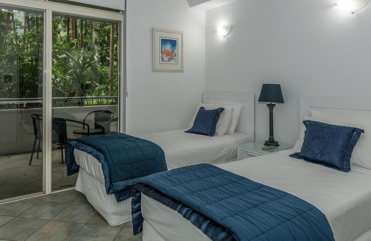 Aparthotel Oasis At 4*
