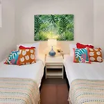 Coral Escape - A Palm Cove Penthouse