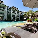 Belle Escapes 104 Swim-Out Luxury Apartment In Palm Cove