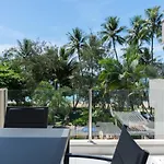 Paringa | Private Beachfront Apartments