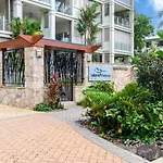 Oceanic Oasis - Your Pool Paradise By Palm Beach
