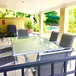 Aquatica - Luxe Holiday Home