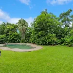 Ohana Palm Cove
