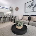 Elysium Private Apartments At Beach Club & Spa