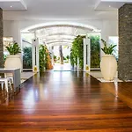 5313 Beach Club Coral Suite