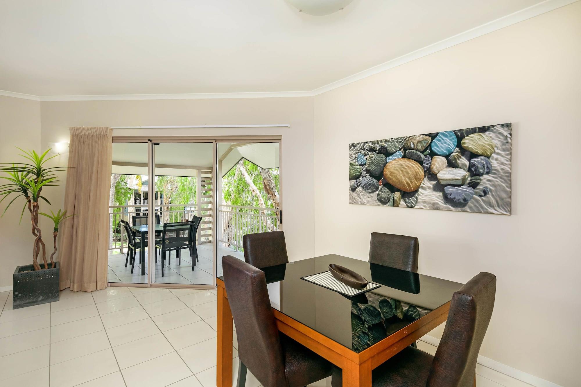 Mantra Amphora 4* Palm Cove