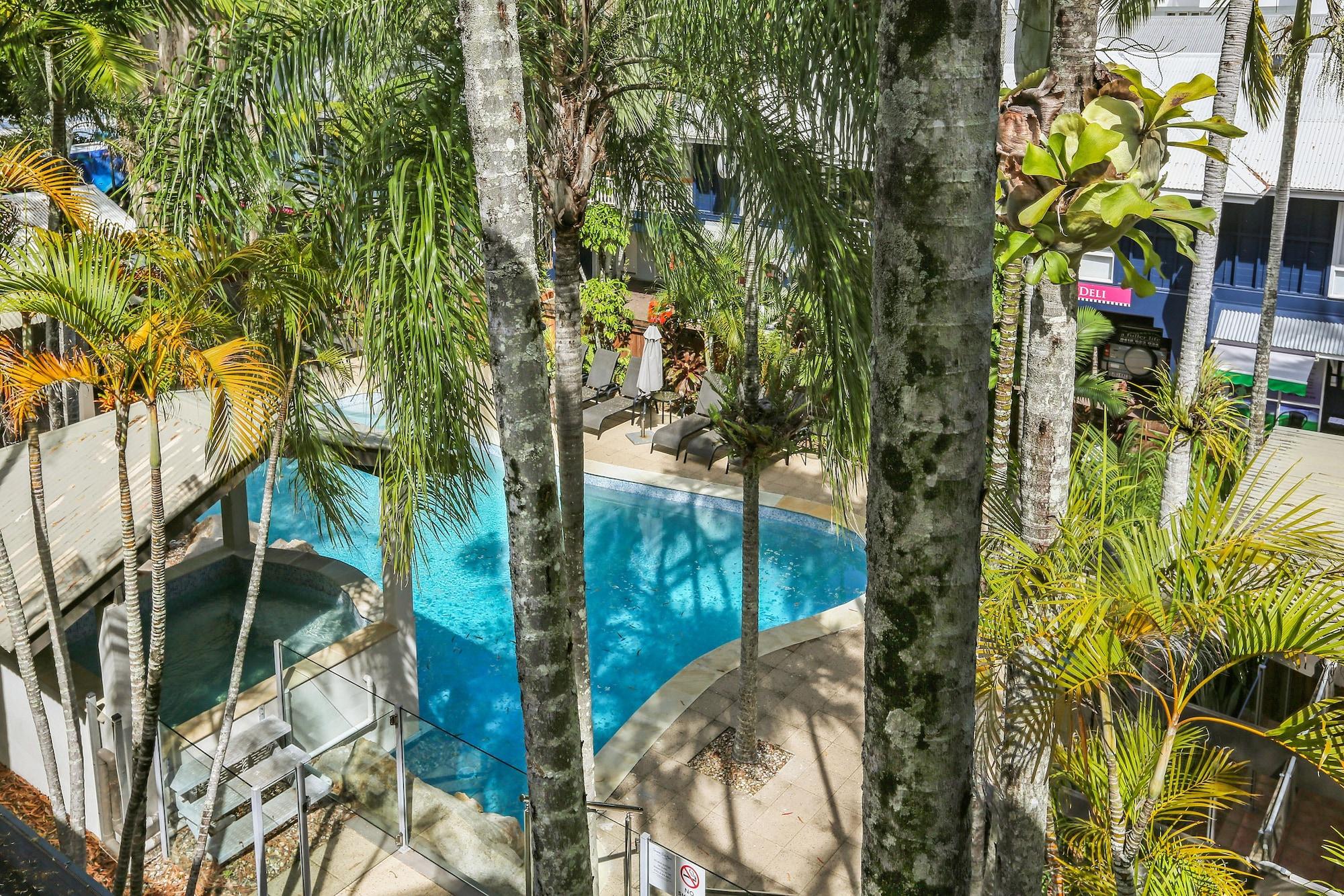 Paradise On The 4*